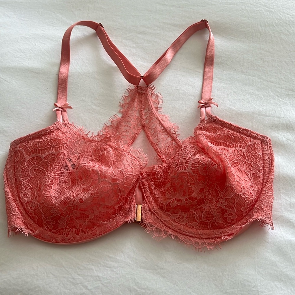 Victoria’s Secret lace front closure racer back bra